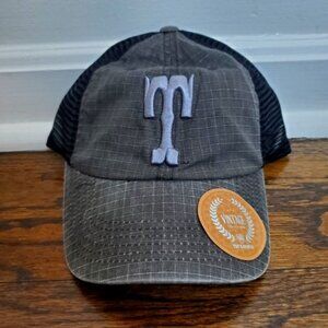NWT, TENNESSEE Volunteers College Vault Vintage-Style Baseball Hat